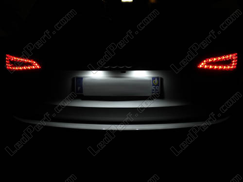 18 SMD LED Kennzeichenbeleuchtung Audi Q5 Typ FY 2017-2020 E-Prüfzeichen