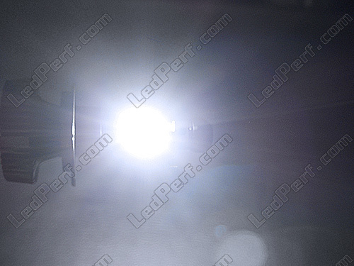 E87] - H7 Voll-LED Hauptscheinwerfer mit Kühler (ohne Zulassung)