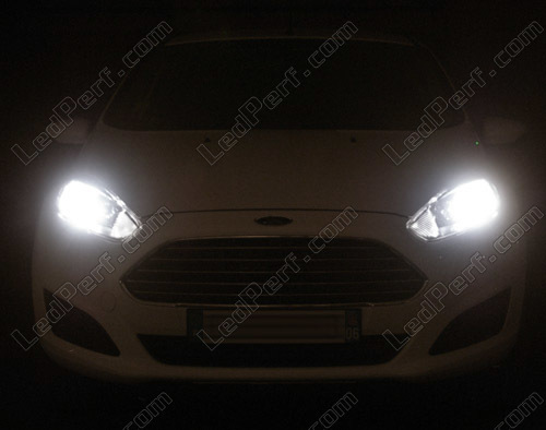 Osram NightBreaker H7 LED für Ford Fiesta MK7/JA8 Facelift in