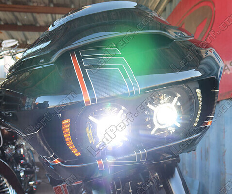 LED-Scheinwerfer für Harley-Davidson Road Glide 1690 (2015 - 2017)