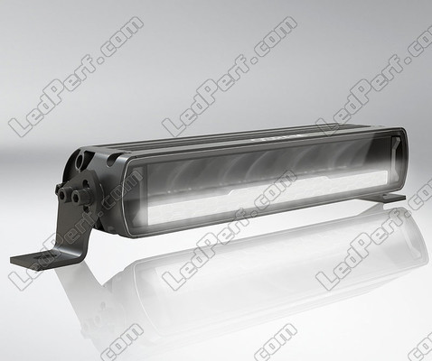 Beleuchtung des Tagfahrlichter der LED-Light-Bar Osram LEDriving® LIGHTBAR MX250-CB.