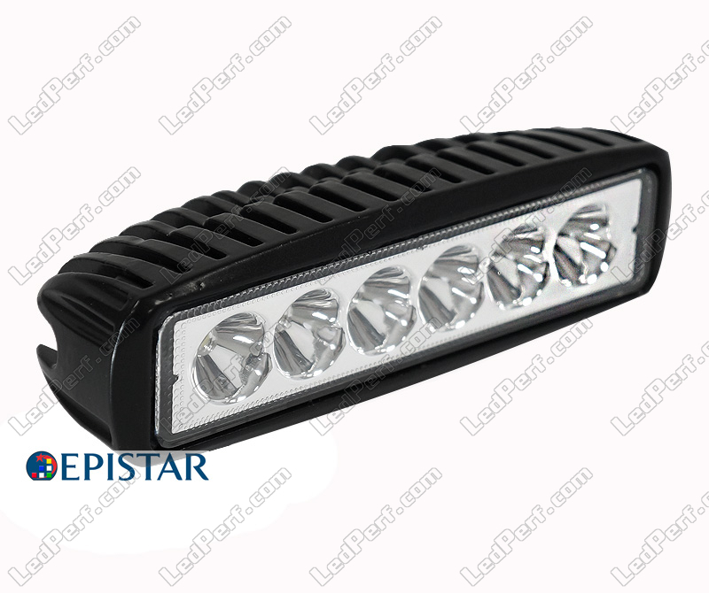 Kompakte LED-Zusatzscheinwerfer rechteckig für 4X4 18 W - Quad und SSV.